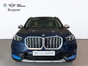 Fotos de BMW iX1 xDrive30 color Azul. Año 2023. 230KW(313CV). Eléctrico. En concesionario Motor Gorbea de Álava