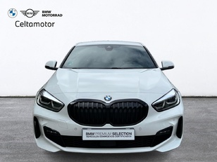 Fotos de BMW Serie 1 118d color Blanco. Año 2024. 110KW(150CV). Diésel. En concesionario Celtamotor Vigo de Pontevedra