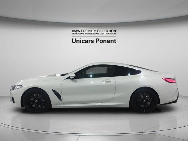 BMW Serie 8 840d Coupe color Blanco. Año 2021. 250KW(340CV). Híbrido Electro/Diesel. En concesionario Unicars Ponent de Lleida