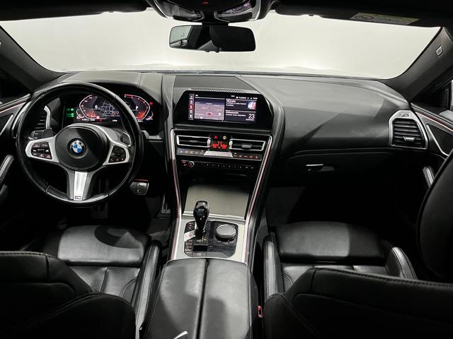 BMW Serie 8 840d Coupe color Blanco. Año 2021. 250KW(340CV). Híbrido Electro/Diesel. En concesionario Unicars Ponent de Lleida