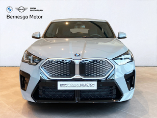 Fotos de BMW iX2 eDrive20 color Gris. Año 2025. 150KW(204CV). Eléctrico. En concesionario Bernesga Motor León (Bmw y Mini) de León