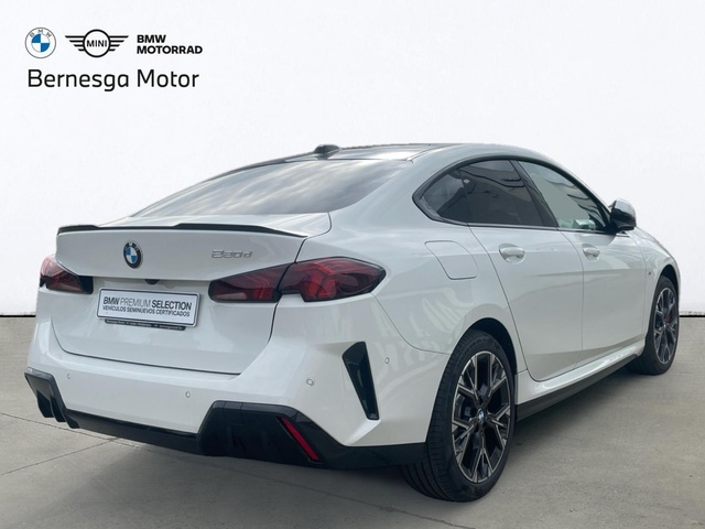 BMW Serie 2 220d Gran Coupe color Blanco. Año 2025. 120KW(163CV). Diésel. En concesionario Bernesga Motor León (Bmw y Mini) de León