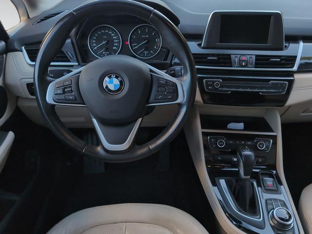 BMW Serie 2 220d Active Tourer color Gris. Año 2018. 140KW(190CV). Diésel. En concesionario Automotor Premium Viso - Málaga de Málaga