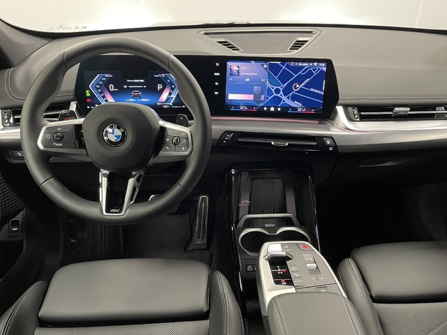 BMW X1 sDrive18d color Negro. Año 2025. 110KW(150CV). Diésel. En concesionario Maberauto de Castellón