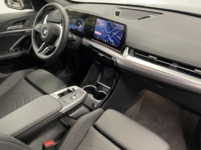 BMW X1 sDrive18d color Negro. Año 2025. 110KW(150CV). Diésel. En concesionario Maberauto de Castellón