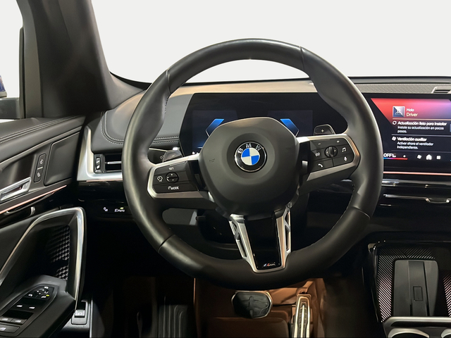 BMW X1 sDrive18d color Azul. Año 2024. 110KW(150CV). Diésel. En concesionario Ilbira Motor | Granada de Granada