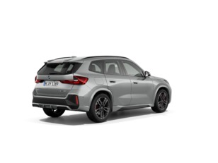 Fotos de BMW X1 sDrive20i color Gris Plata. Año 2024. 125KW(170CV). Gasolina. En concesionario San Pablo Motor | Su Eminencia de Sevilla
