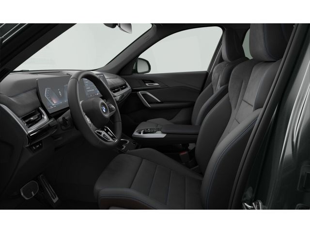 BMW X1 sDrive18d color Gris Plata. Año 2024. 110KW(150CV). Diésel. En concesionario San Pablo Motor | Su Eminencia de Sevilla