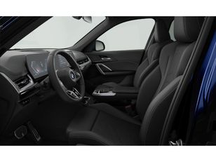 Fotos de BMW X1 sDrive18d color Azul. Año 2024. 110KW(150CV). Diésel. En concesionario San Pablo Motor | Su Eminencia de Sevilla