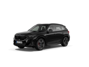 Fotos de BMW X1 sDrive20i color Negro. Año 2024. 125KW(170CV). Gasolina. En concesionario San Pablo Motor | Su Eminencia de Sevilla