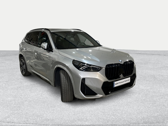 BMW X1 sDrive20d color Gris Plata. Año 2024. 120KW(163CV). Diésel. En concesionario Ilbira Motor | Granada de Granada