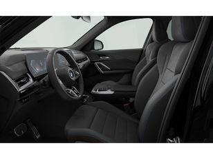 Fotos de BMW X1 sDrive20d color Negro. Año 2024. 120KW(163CV). Diésel. En concesionario San Pablo Motor | Su Eminencia de Sevilla