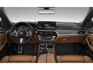 Fotos de BMW Serie 5 530d color Negro. Año 2022. 210KW(286CV). Diésel. En concesionario Movil Begar Petrer de Alicante