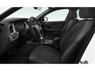 Fotos de BMW Serie 1 118d color Blanco. Año 2022. 110KW(150CV). Diésel. En concesionario Ilbira Motor | Granada de Granada