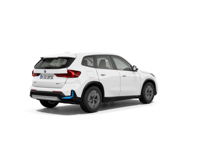 BMW iX1 xDrive30 color Blanco. Año 2023. 230KW(313CV). Eléctrico. En concesionario Ilbira Motor | Granada de Granada