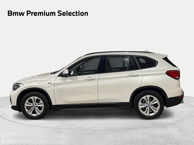 BMW X1 xDrive25e color Blanco. Año 2022. 162KW(220CV). Híbrido Electro/Gasolina. En concesionario Ilbira Motor | Granada de Granada