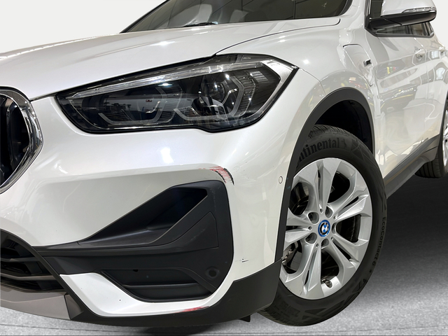 BMW X1 xDrive25e color Blanco. Año 2022. 162KW(220CV). Híbrido Electro/Gasolina. En concesionario Ilbira Motor | Granada de Granada
