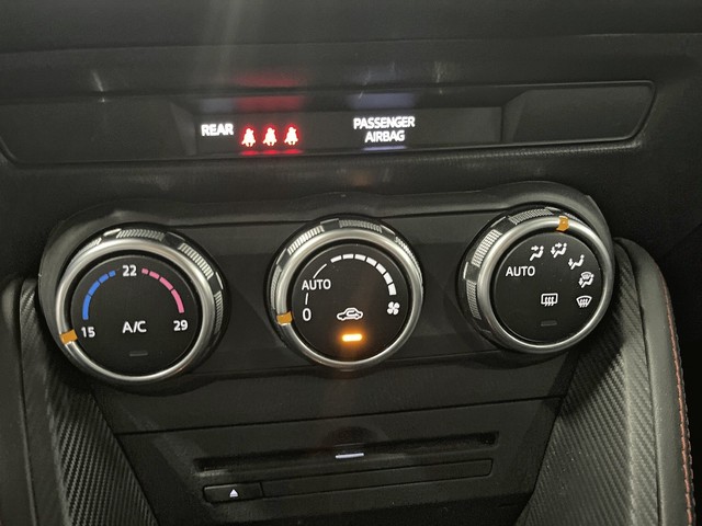 Mazda Mazda 2 1.5 GE Luxury Auto 66 kW (90 CV)