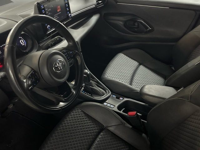 Toyota Yaris 120H Style 85 kW (116 CV)