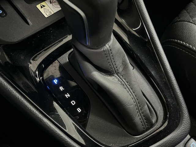 Toyota Yaris 120H Style 85 kW (116 CV)