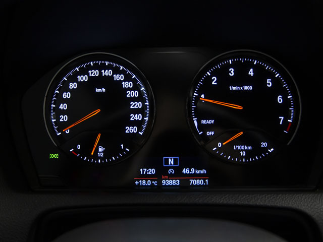 BMW Serie 1 118i color Negro. Año 2019. 100KW(136CV). Gasolina. En concesionario BMW Fuenteolid Valladolid de Valladolid