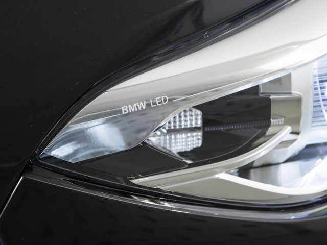 BMW Serie 1 118i color Negro. Año 2019. 100KW(136CV). Gasolina. En concesionario BMW Fuenteolid Valladolid de Valladolid