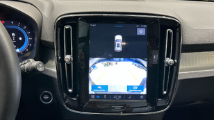 Volvo XC40 B3 G Plus Dark Auto 120 kW (163 CV) - 17 Volvo XC40 B3 G Ocasión 120 KW (163CV) - 17