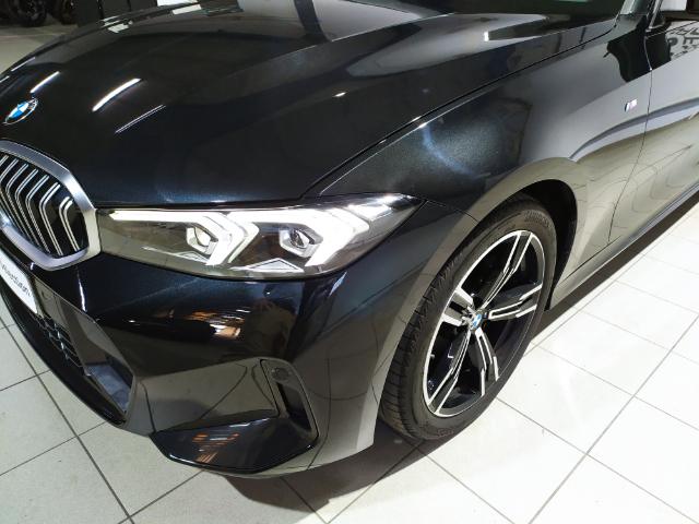 BMW Serie 3 318d color Negro. Año 2024. 110KW(150CV). Diésel. En concesionario Hispamovil Elche de Alicante