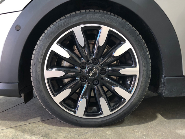 fotoG 11 del MINI MINI 5 Puertas Cooper 100 kW (136 CV) 136cv Gasolina del 2024 en Madrid