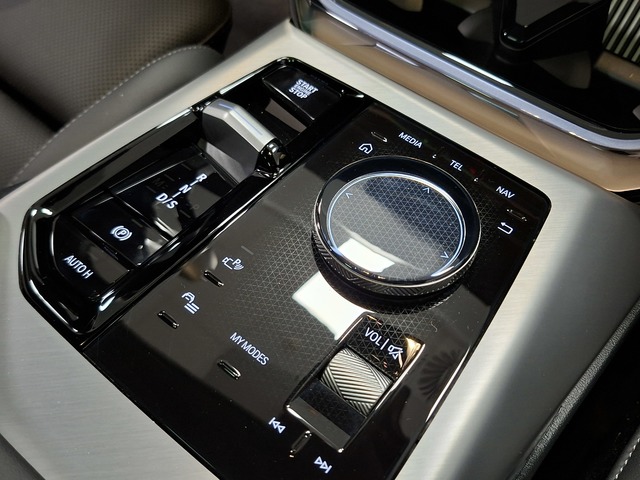 BMW X3 xDrive20d color Azul. Año 2025. 145KW(197CV). Diésel. En concesionario Automoviles Bertolin S.L. de Valencia