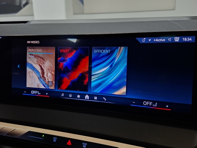 BMW X3 xDrive20d color Azul. Año 2025. 145KW(197CV). Diésel. En concesionario Automoviles Bertolin S.L. de Valencia