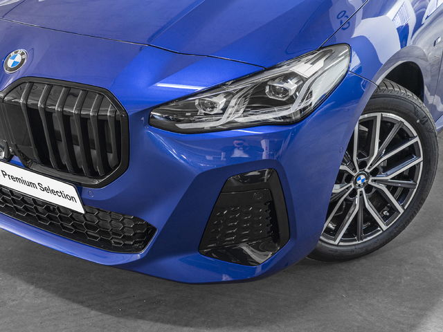 BMW Serie 2 218i Active Tourer color Azul. Año 2025. 100KW(136CV). Gasolina. En concesionario Caetano Cuzco, Salvatierra de Madrid