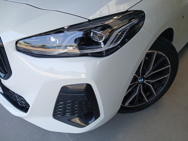 BMW Serie 2 218d Active Tourer color Blanco. Año 2023. 110KW(150CV). Diésel. En concesionario ALZIRA Automoviles Fersan, S.A. de Valencia