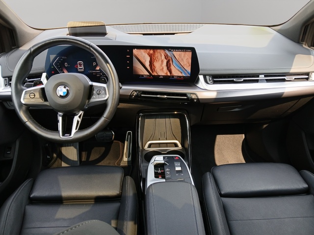 BMW Serie 2 218d Active Tourer color Blanco. Año 2023. 110KW(150CV). Diésel. En concesionario ALZIRA Automoviles Fersan, S.A. de Valencia