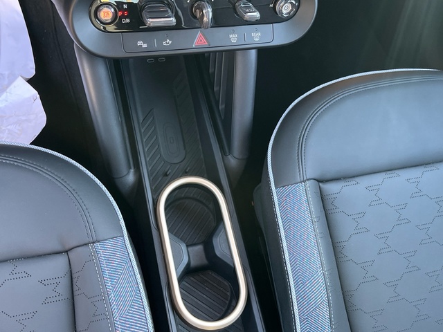 fotoG 14 del MINI MINI Cooper SE 160 kW (218 CV) 218cv Eléctrico del 2024 en Murcia