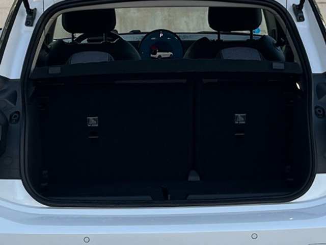 fotoG 16 del MINI MINI Cooper SE 160 kW (218 CV) 218cv Eléctrico del 2024 en Murcia