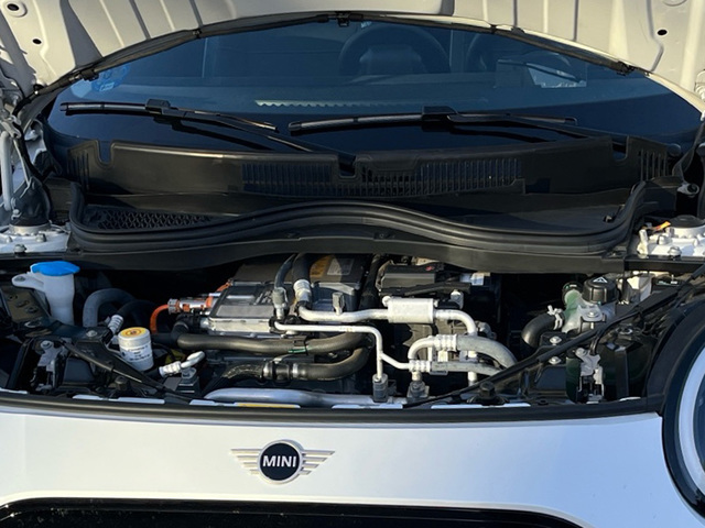 fotoG 17 del MINI MINI Cooper SE 160 kW (218 CV) 218cv Eléctrico del 2024 en Murcia