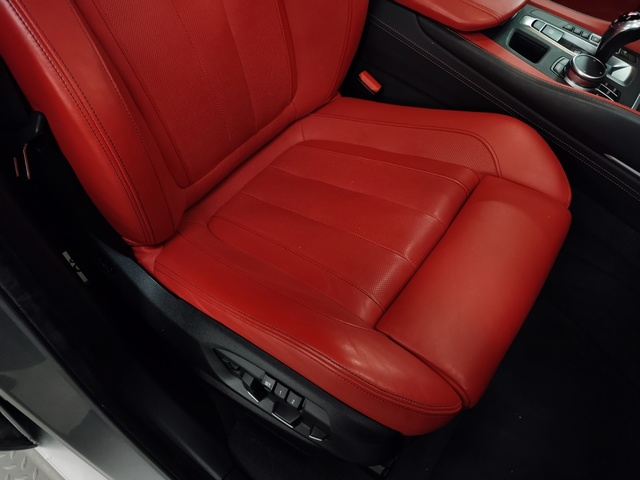 BMW M X6 M color Gris. Año 2018. 423KW(575CV). Gasolina. En concesionario Autoberón de La Rioja