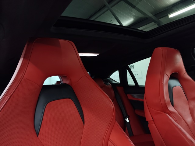 BMW M X6 M color Gris. Año 2018. 423KW(575CV). Gasolina. En concesionario Autoberón de La Rioja