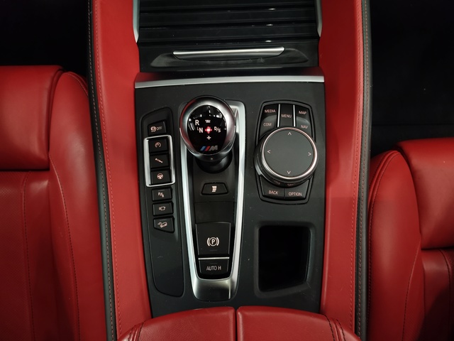 BMW M X6 M color Gris. Año 2018. 423KW(575CV). Gasolina. En concesionario Autoberón de La Rioja