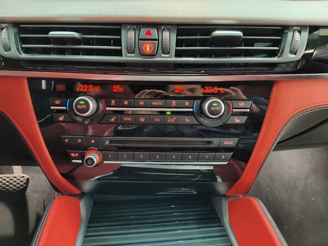 BMW M X6 M color Gris. Año 2018. 423KW(575CV). Gasolina. En concesionario Autoberón de La Rioja