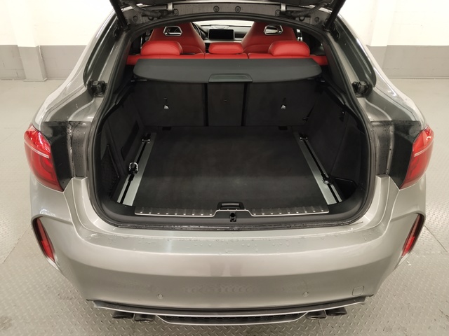 BMW M X6 M color Gris. Año 2018. 423KW(575CV). Gasolina. En concesionario Autoberón de La Rioja