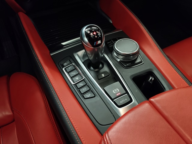 BMW M X6 M color Gris. Año 2018. 423KW(575CV). Gasolina. En concesionario Autoberón de La Rioja