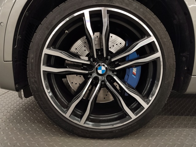BMW M X6 M color Gris. Año 2018. 423KW(575CV). Gasolina. En concesionario Autoberón de La Rioja