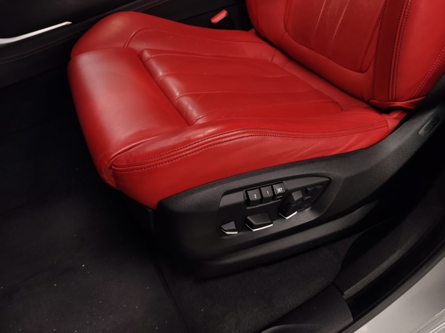 BMW M X6 M color Gris. Año 2018. 423KW(575CV). Gasolina. En concesionario Autoberón de La Rioja