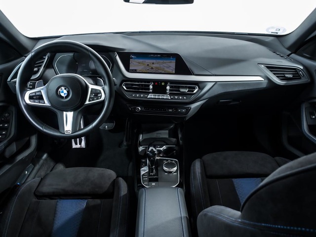 BMW Serie 2 218d Gran Coupe color Negro. Año 2020. 110KW(150CV). Diésel. En concesionario Oliva Motor Tarragona de Tarragona