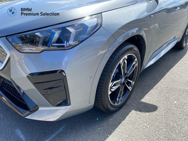 BMW iX2 eDrive20 color Gris. Año 2025. 150KW(204CV). Eléctrico. En concesionario Marmotor de Las Palmas