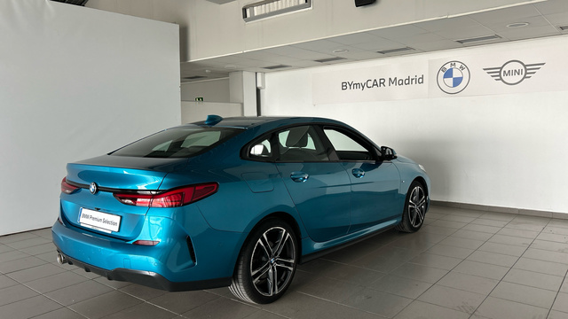 BMW Serie 2 218i Gran Coupe color Azul. Año 2021. 103KW(140CV). Gasolina. En concesionario BYmyCAR Madrid - Alcalá de Madrid