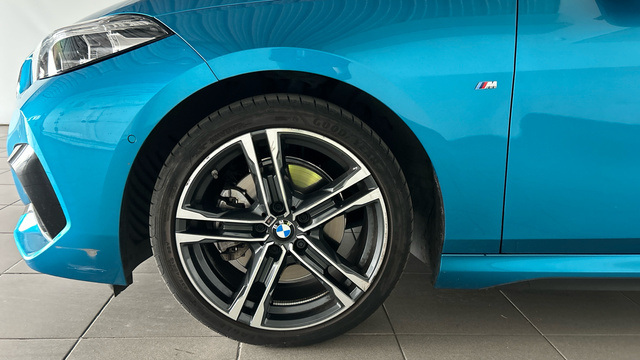 BMW Serie 2 218i Gran Coupe color Azul. Año 2021. 103KW(140CV). Gasolina. En concesionario BYmyCAR Madrid - Alcalá de Madrid