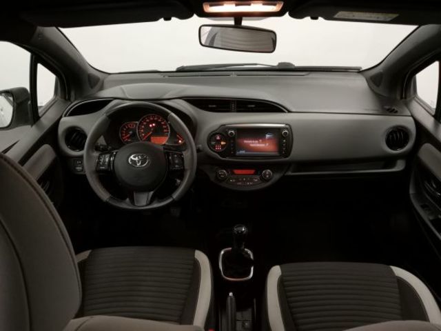 Toyota Yaris 1.3 100 Feel 73 kW (99 CV)